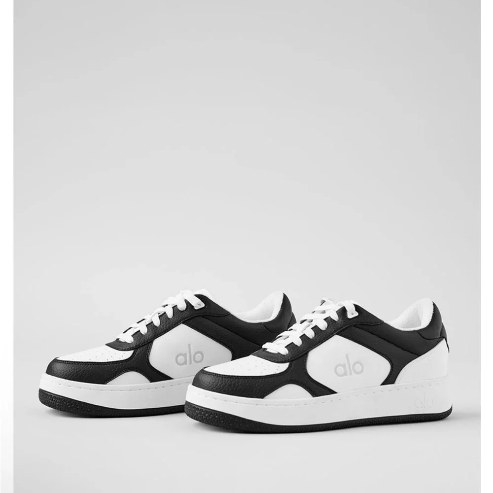 ALO Recovery Mode Sneaker - Black/White